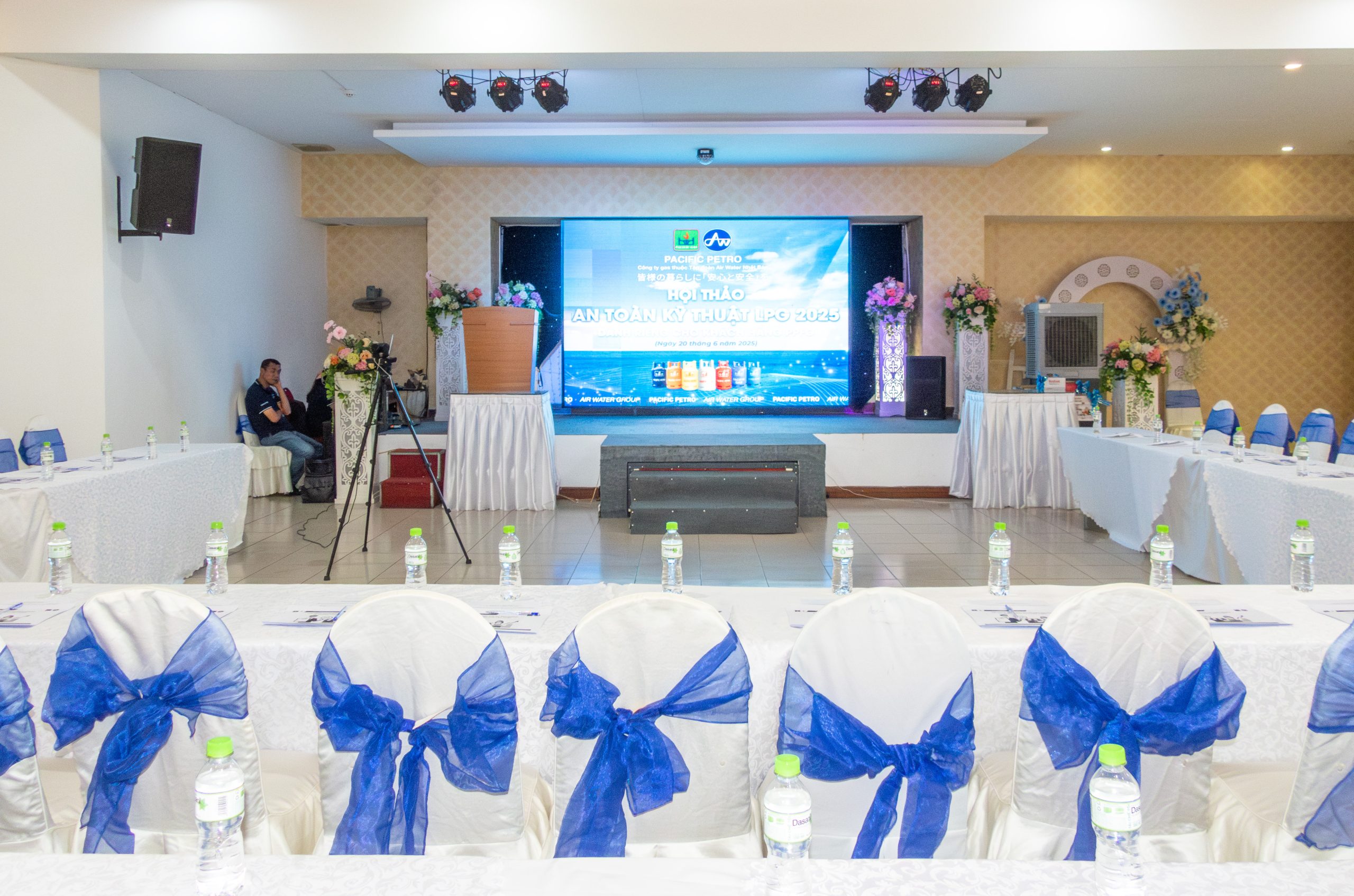 Toàn cảnh trước khi diễn ra hội thảo