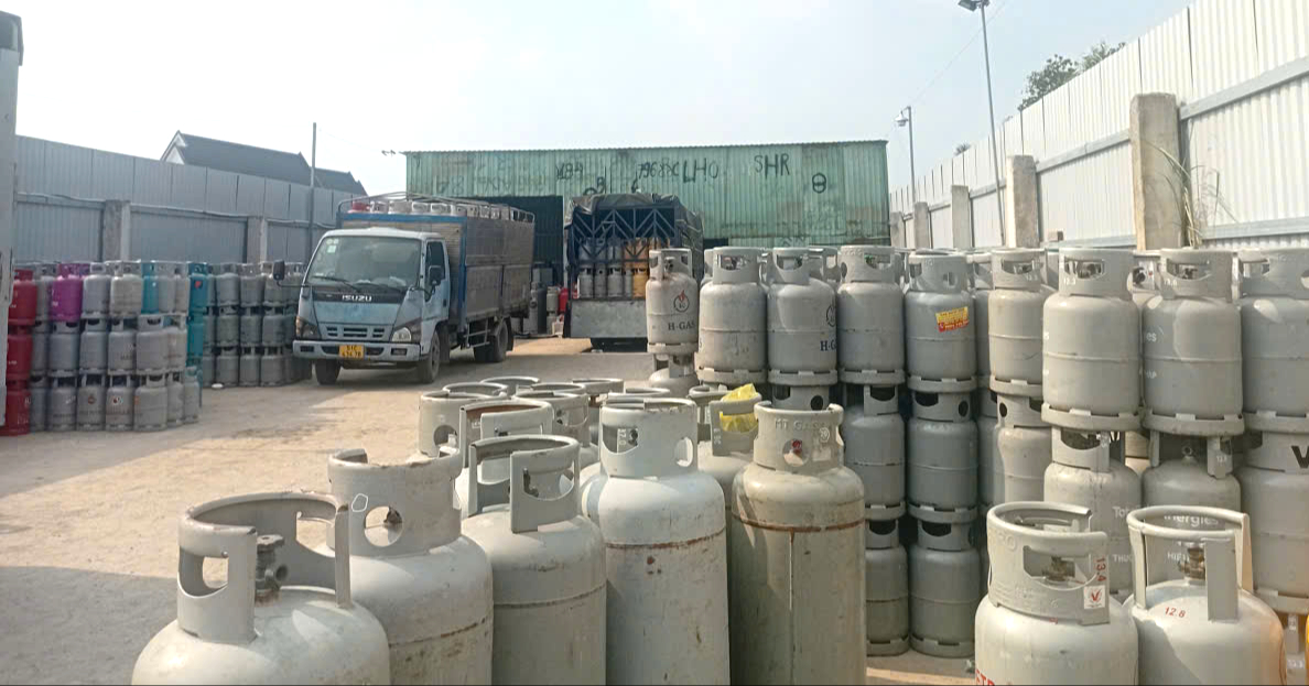 Các điểm sản xuất gas giả được phát hiện ở Tây Ninh, Đồng Tháp, Cà Mau, TP.HCM... - Ảnh: Công an Tây Ninh