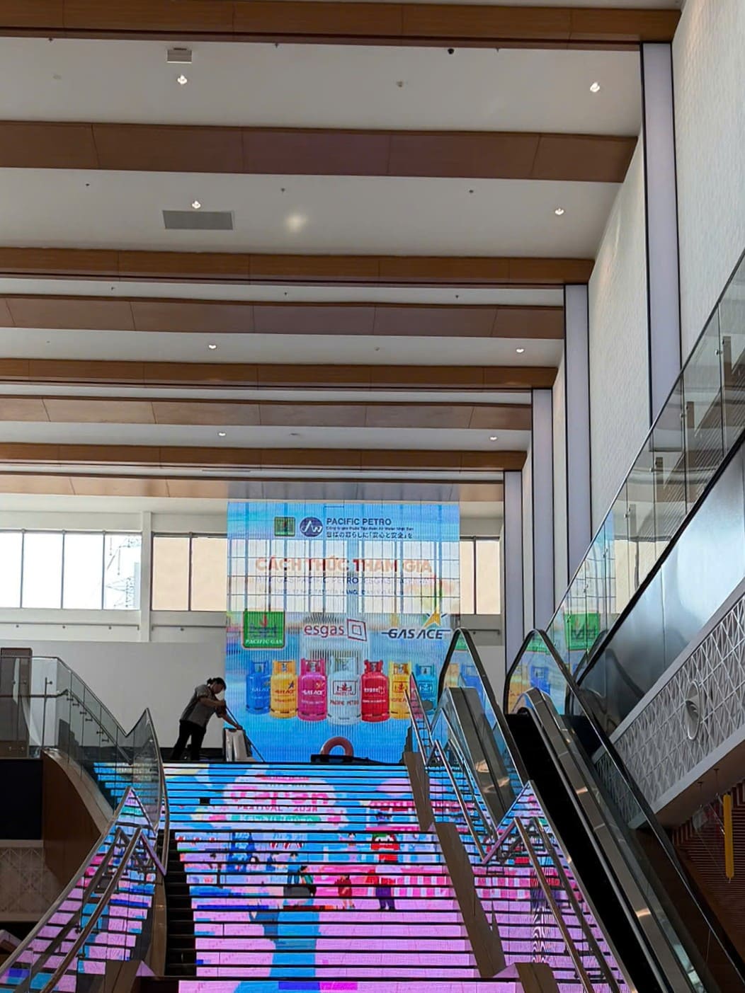 chương trình khuyến mãi mua gas chính hãng vi vu nhật bản